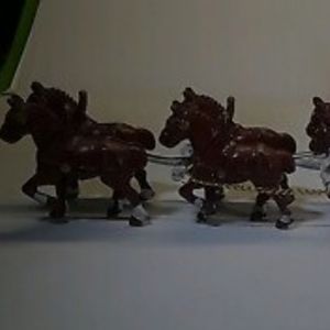 original cast-iron budweiser horse & wagon